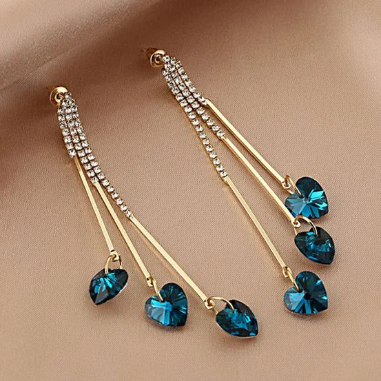 Boucles d'oreilles de pluie élégantes en cristaux bleus