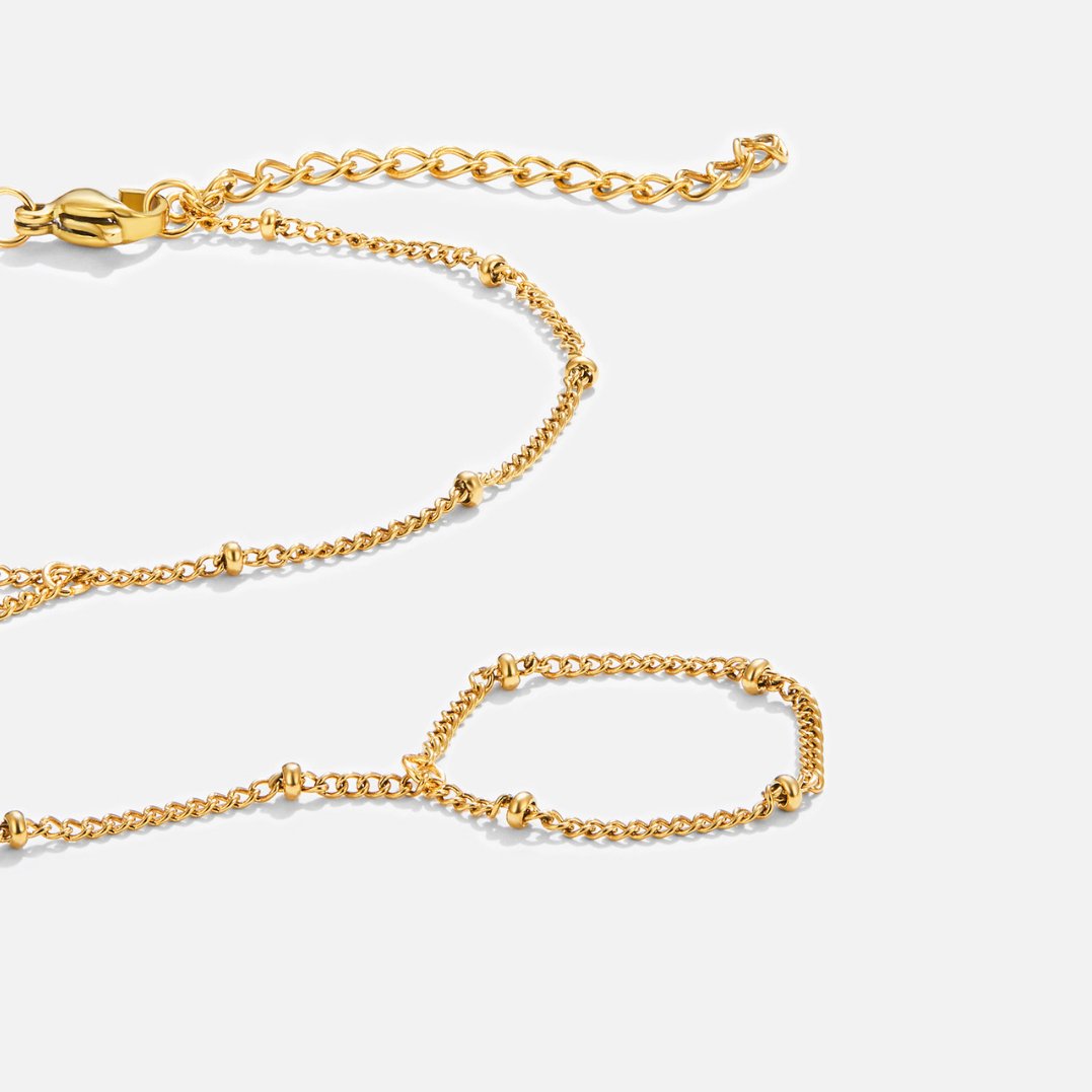 Bracelet de main élégant