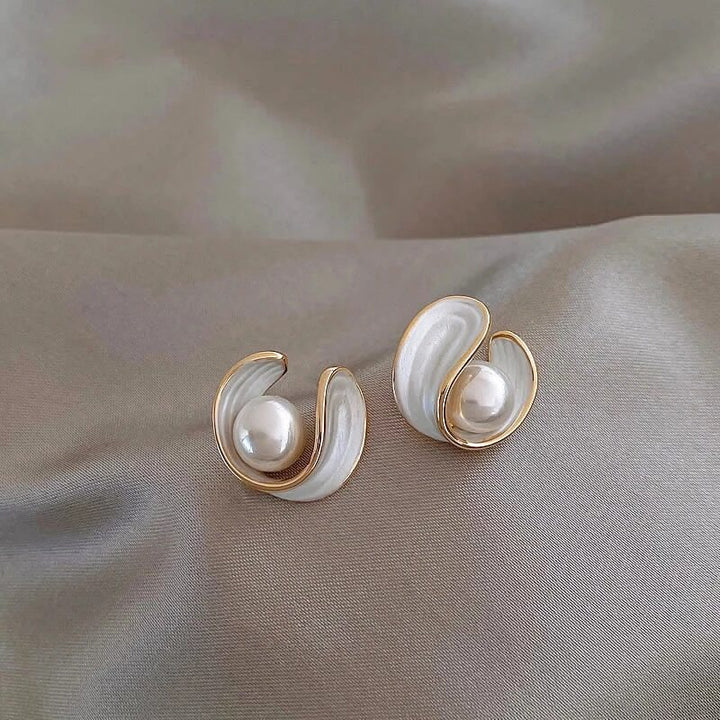 Boucles d'Oreilles en Opale Blanche avec Perles en Or