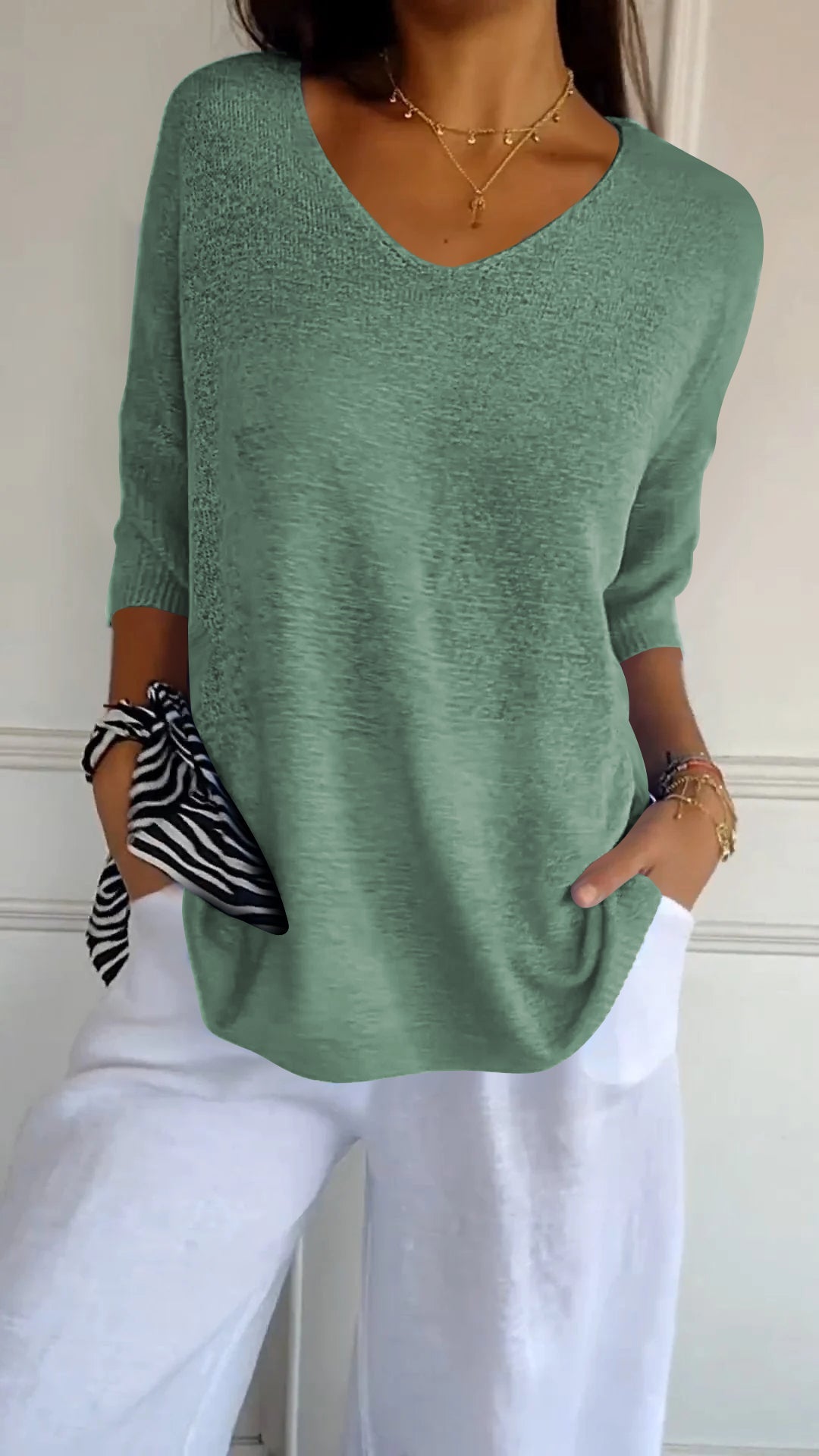 Thrylor™ | Haut Chic à Col en V
