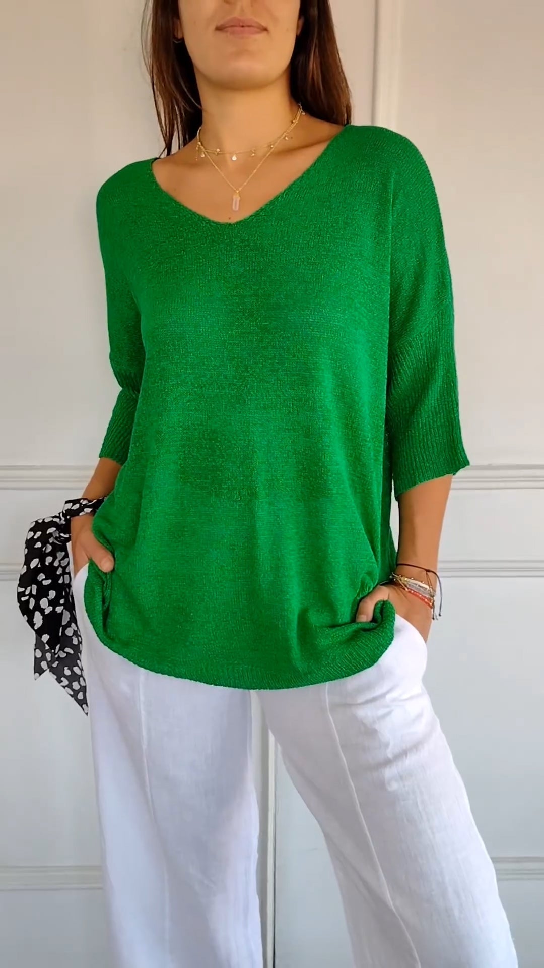 Thrylor™ | Haut Chic à Col en V