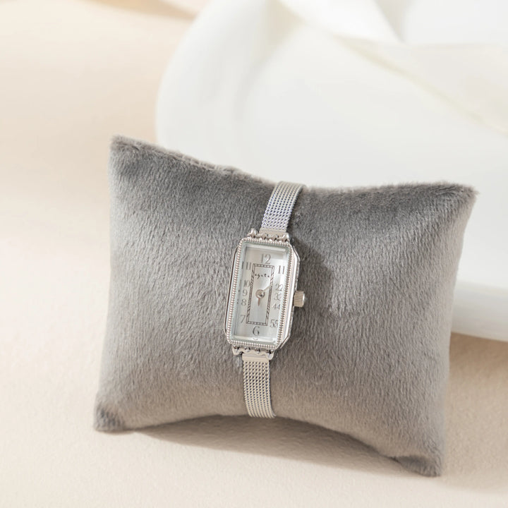 Phila™ | Montre Élégante avec Bracelet Texturé en Or