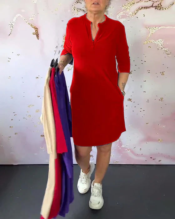Velin™ | Robe Unie à Col en V pour une Élégance Intemporelle
