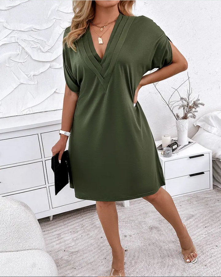 Jeanne™ | Robe élégante à col en V