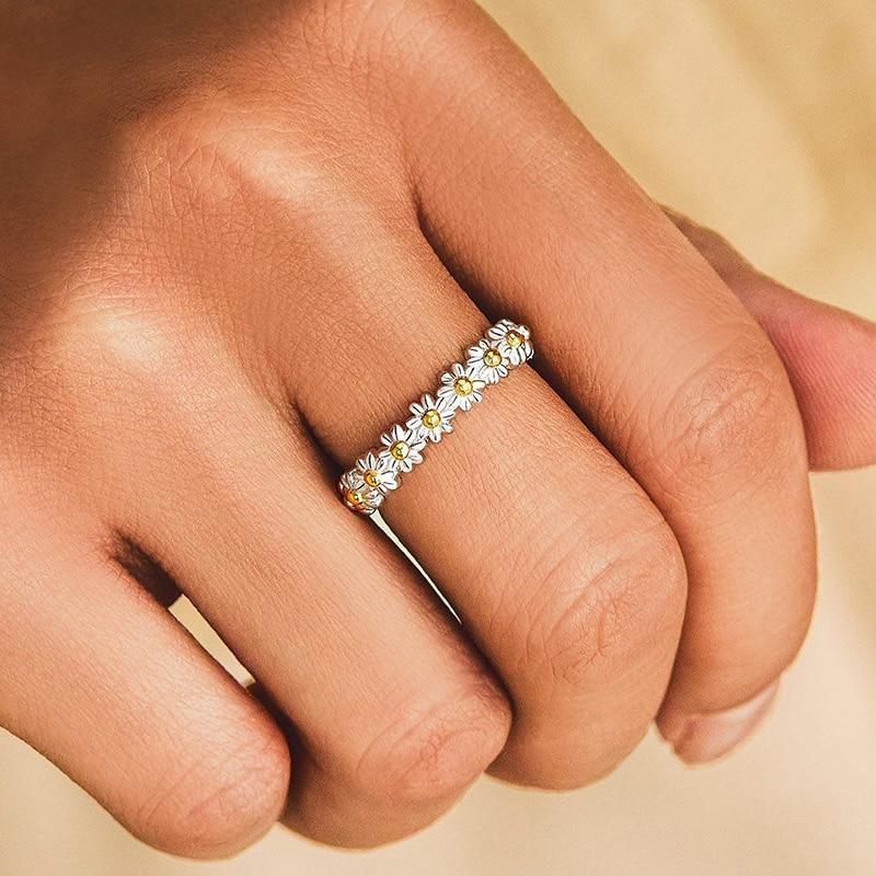 Bague Réglable en Argent avec Marguerite