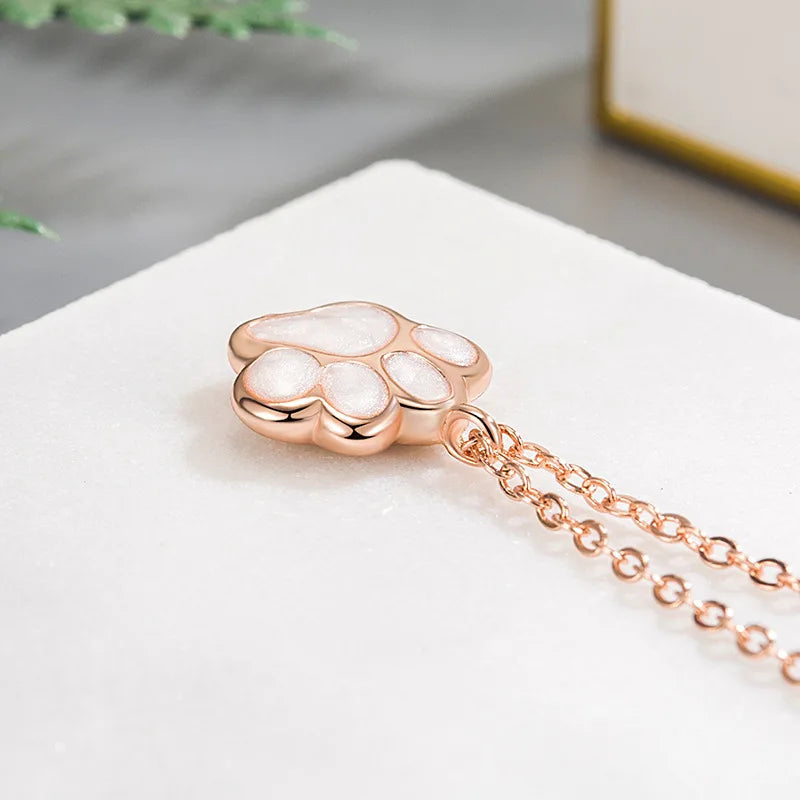 Malia - Collier avec pendentif de patte en argent