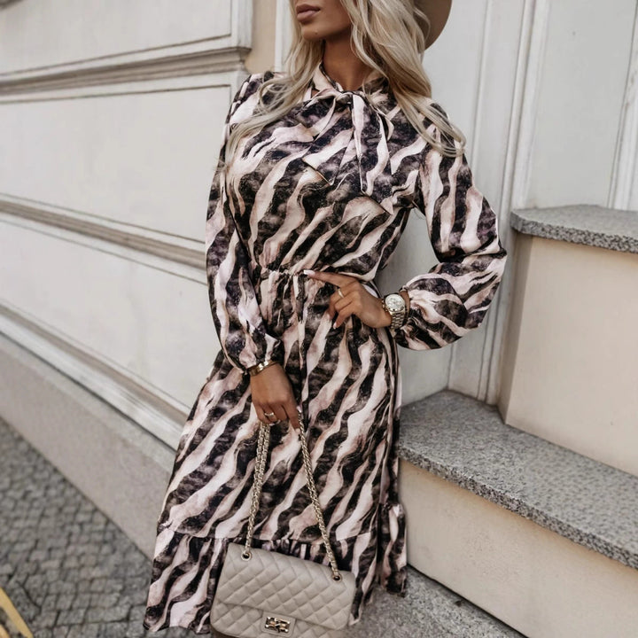 Clémence™ | Robe Longue à Motif Zèbre avec Nœud à la Taille