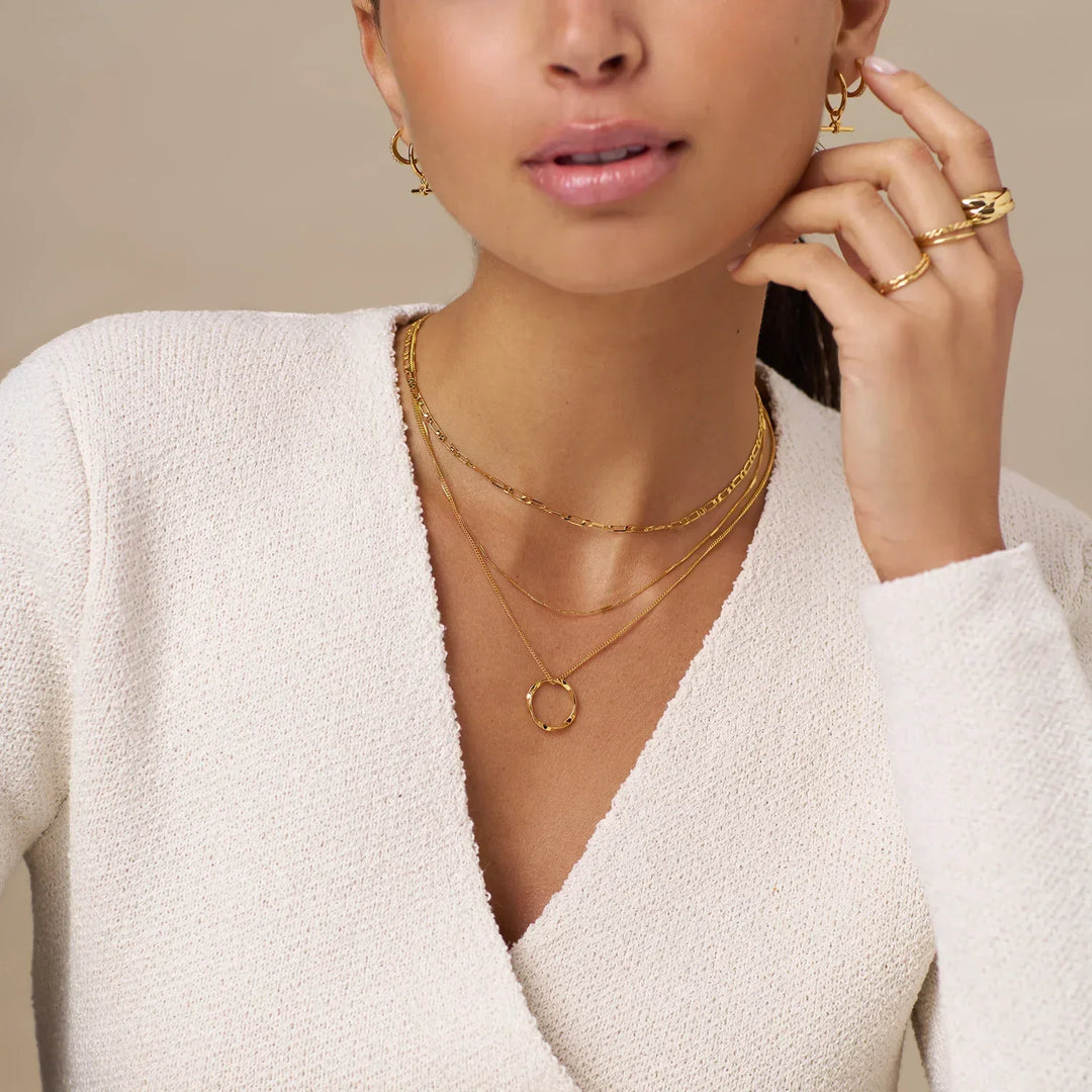 Collier à trois rangs en cercle ouvert