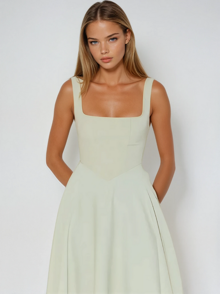 Scarlett Grace | Robe Élégante