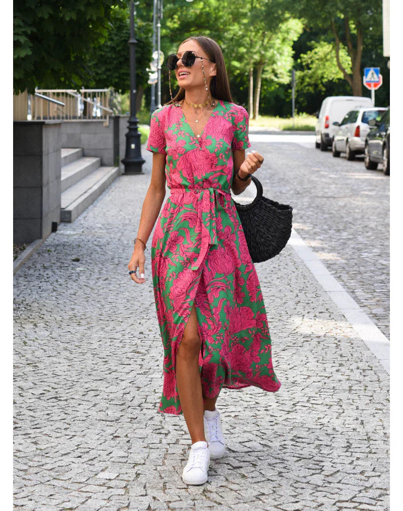 Jade™ | Robe élégante à col en V