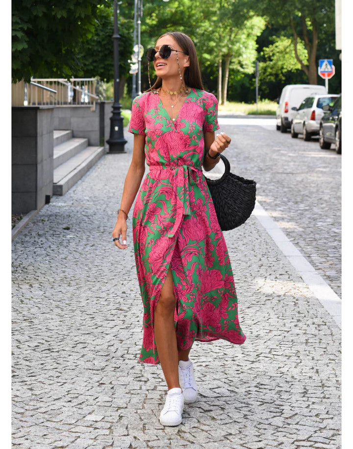 Jade™ | Robe élégante à col en V