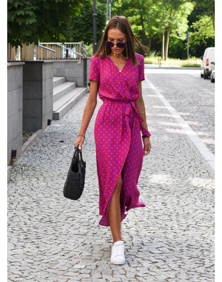 Suzanne - Élégante robe à décolleté en V