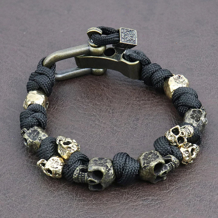 Ezra™ | Bracelet Deathgrip avec Crânes en Alliage Durable