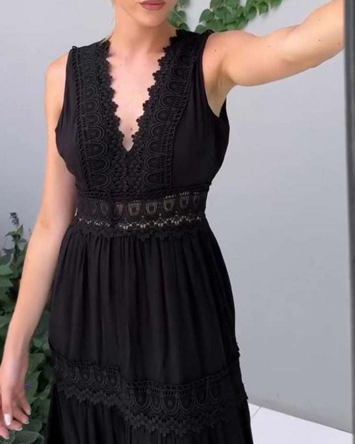 Esme™ | Robe Élégante en Dentelle avec Décolleté en V