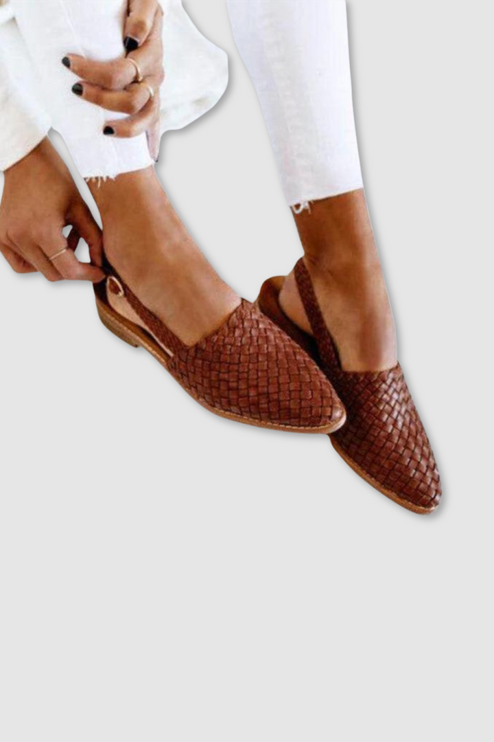 Sorea™ | Élégance et Confort en Slingback Intrecciato