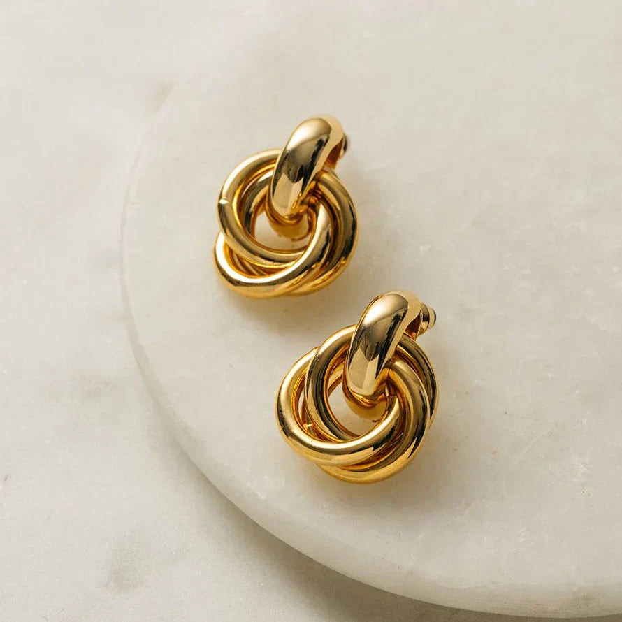 Boucles d'oreilles entrelacées Utsagda