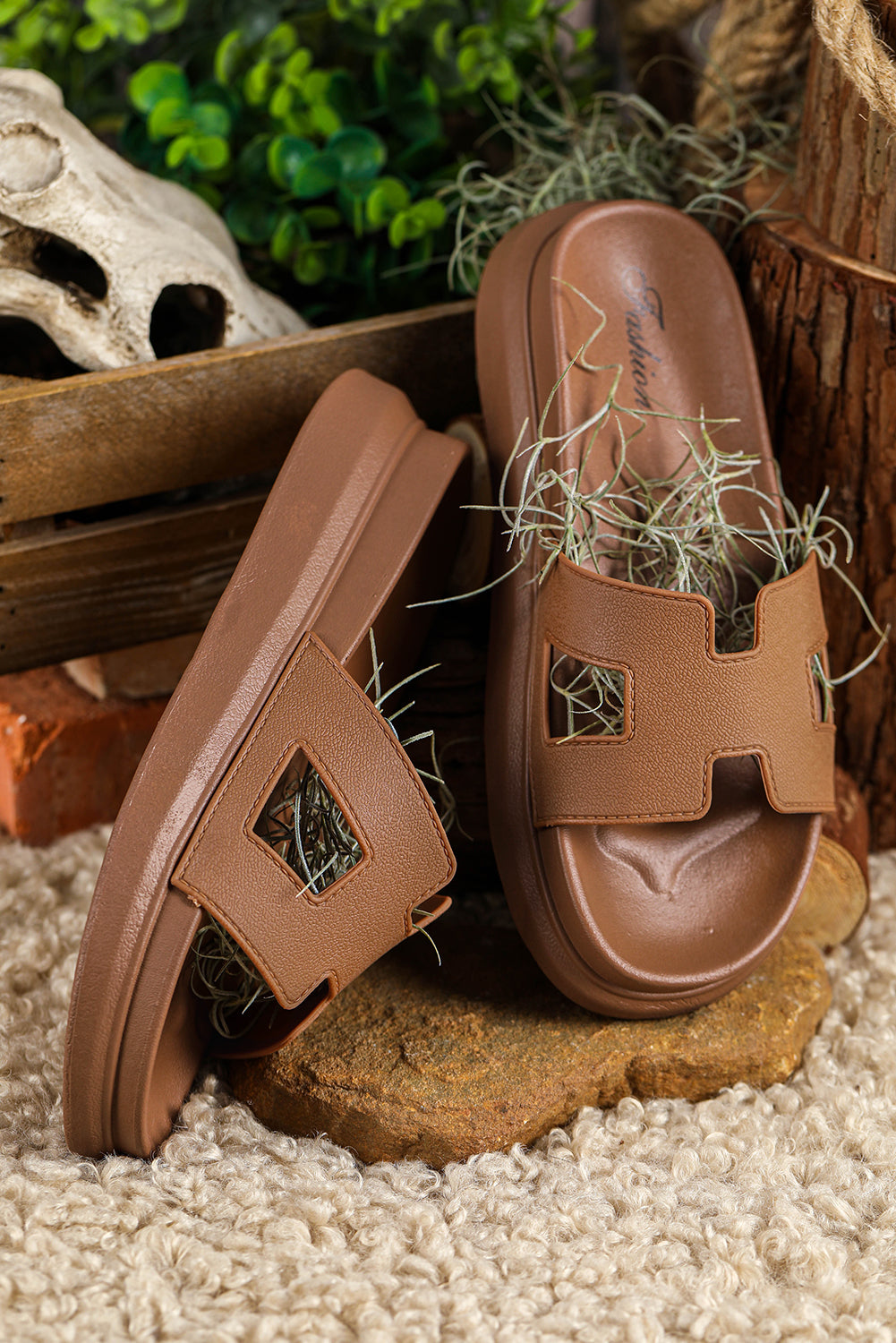 ELLE | SANDALES ÉLÉGANTES