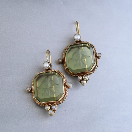 LUNA VERDE | UN SUSURRE DE BEAUTÉ BOUCLES D'OREILLES