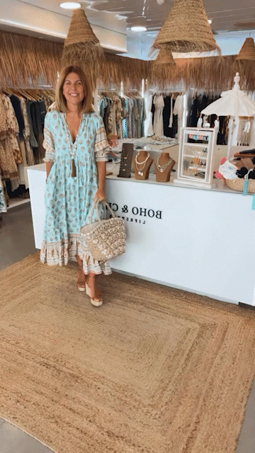 Feyza™ | Robe de printemps élégante avec décolleté en V et silhouette en A