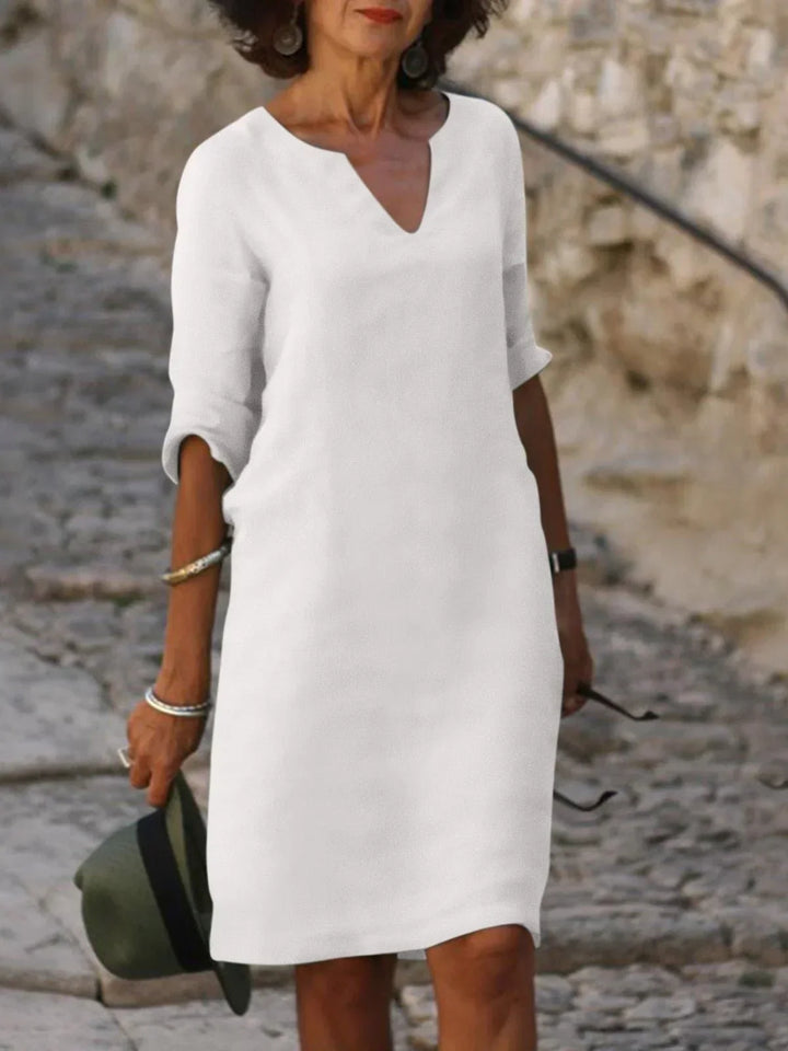 Noemi™ | Robe à décolleté en V