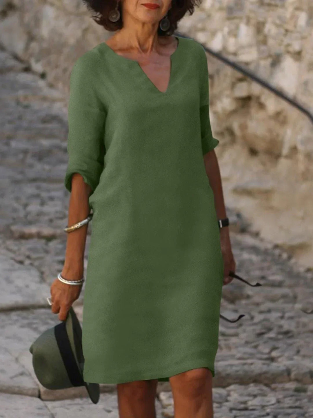 Noemi™ | Robe à décolleté en V