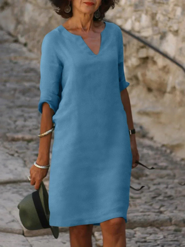 Noemi™ | Robe à décolleté en V